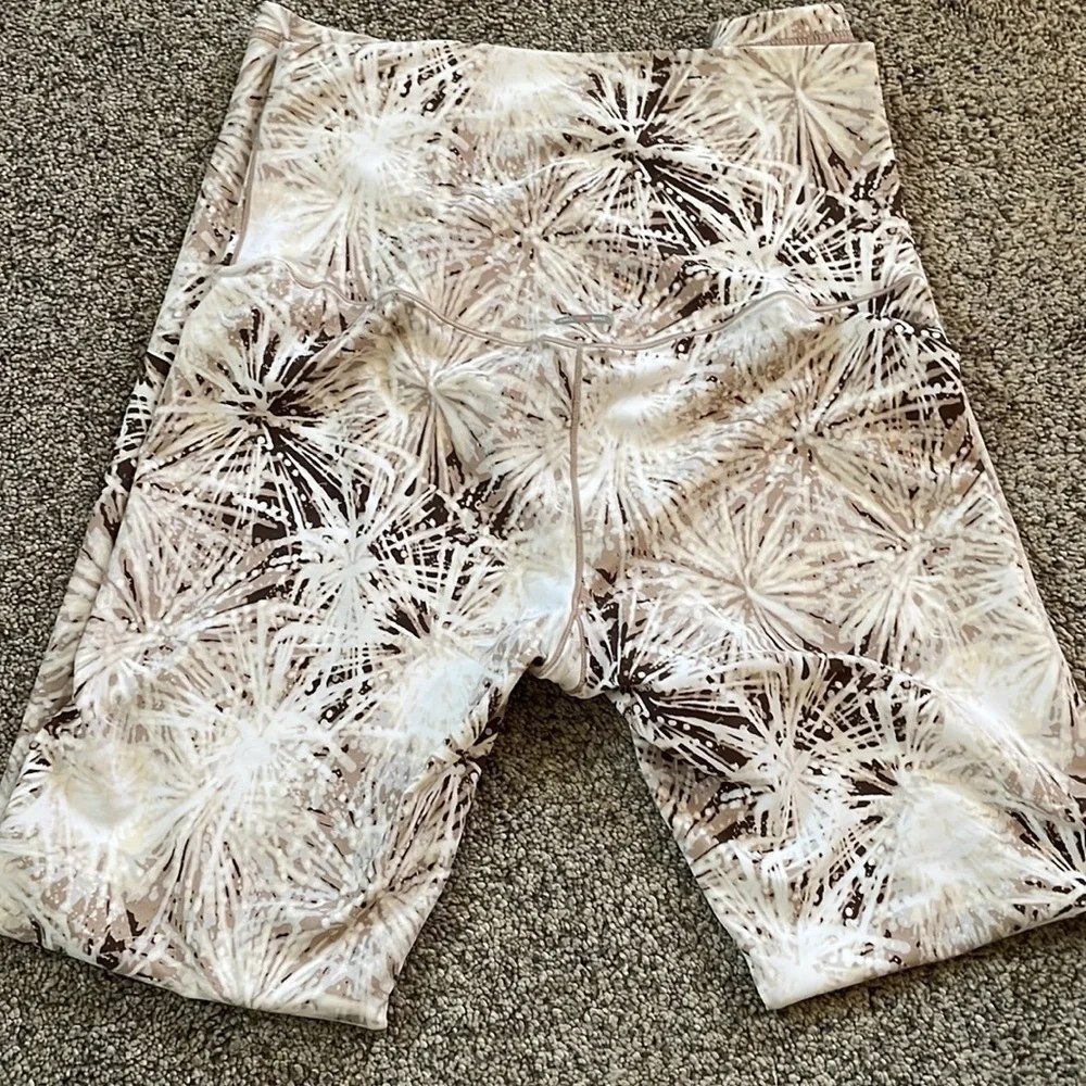 Aerie brown tan printed leggings medium